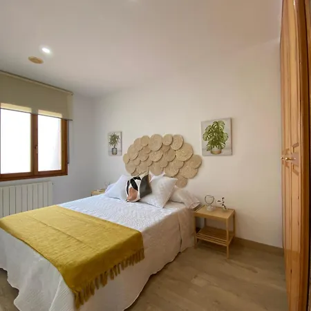 Casa Ras Holiday home