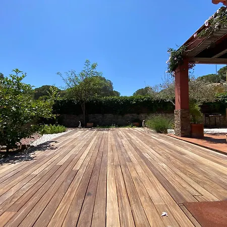 Casa Ras * Montrás